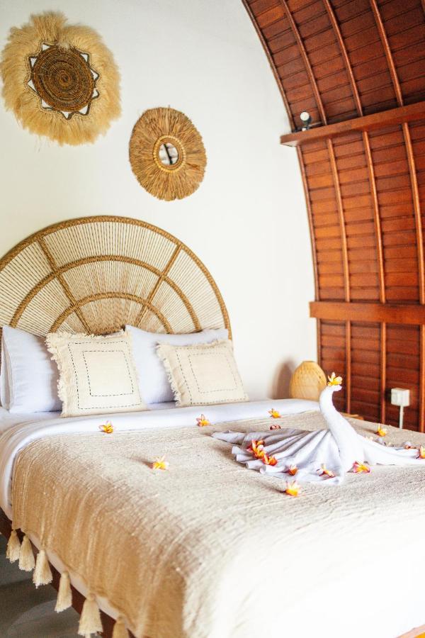 Shortcut Breeze Guest House Canggu  Exterior photo
