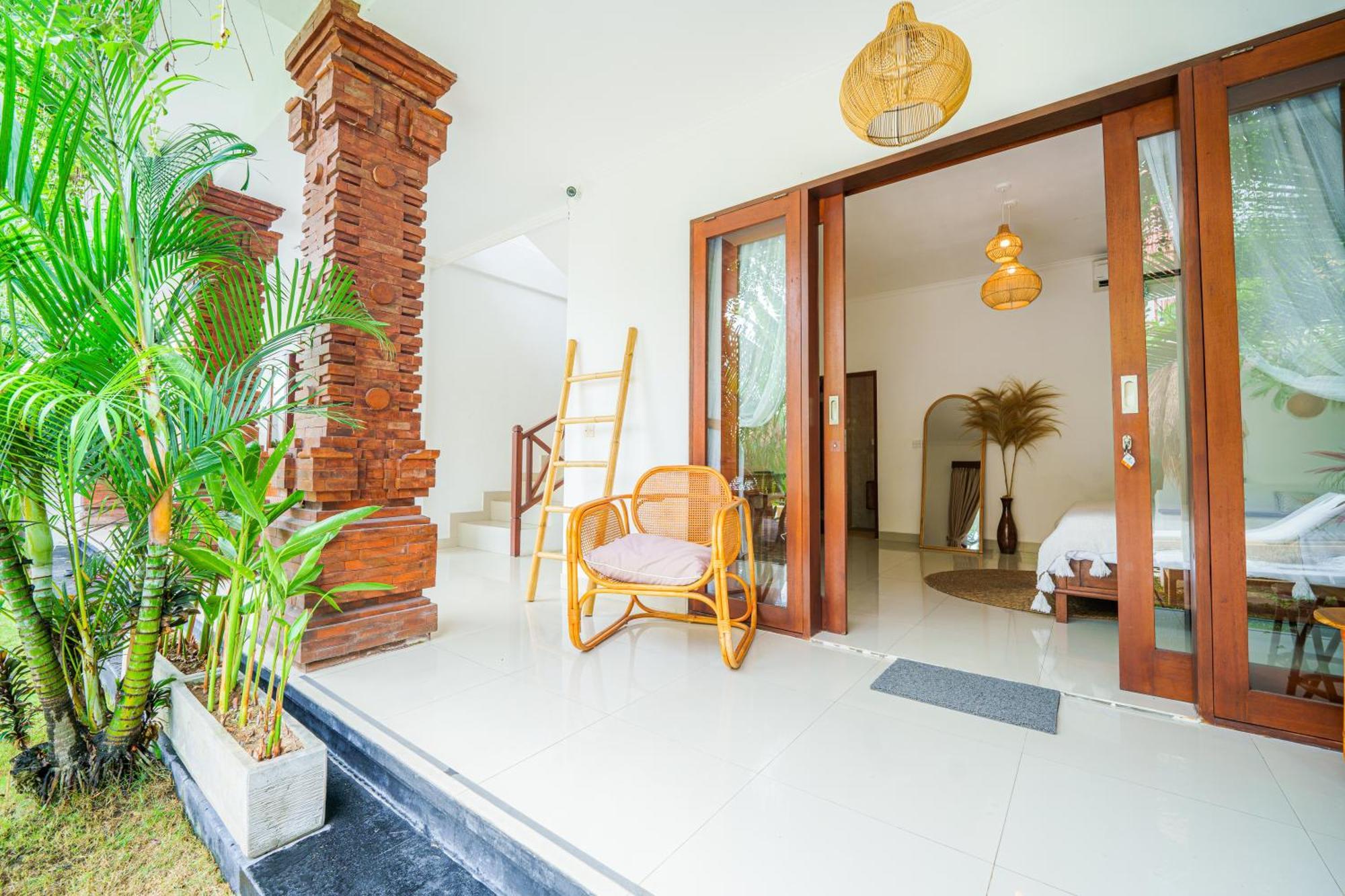 Shortcut Breeze Guest House Canggu  Exterior photo