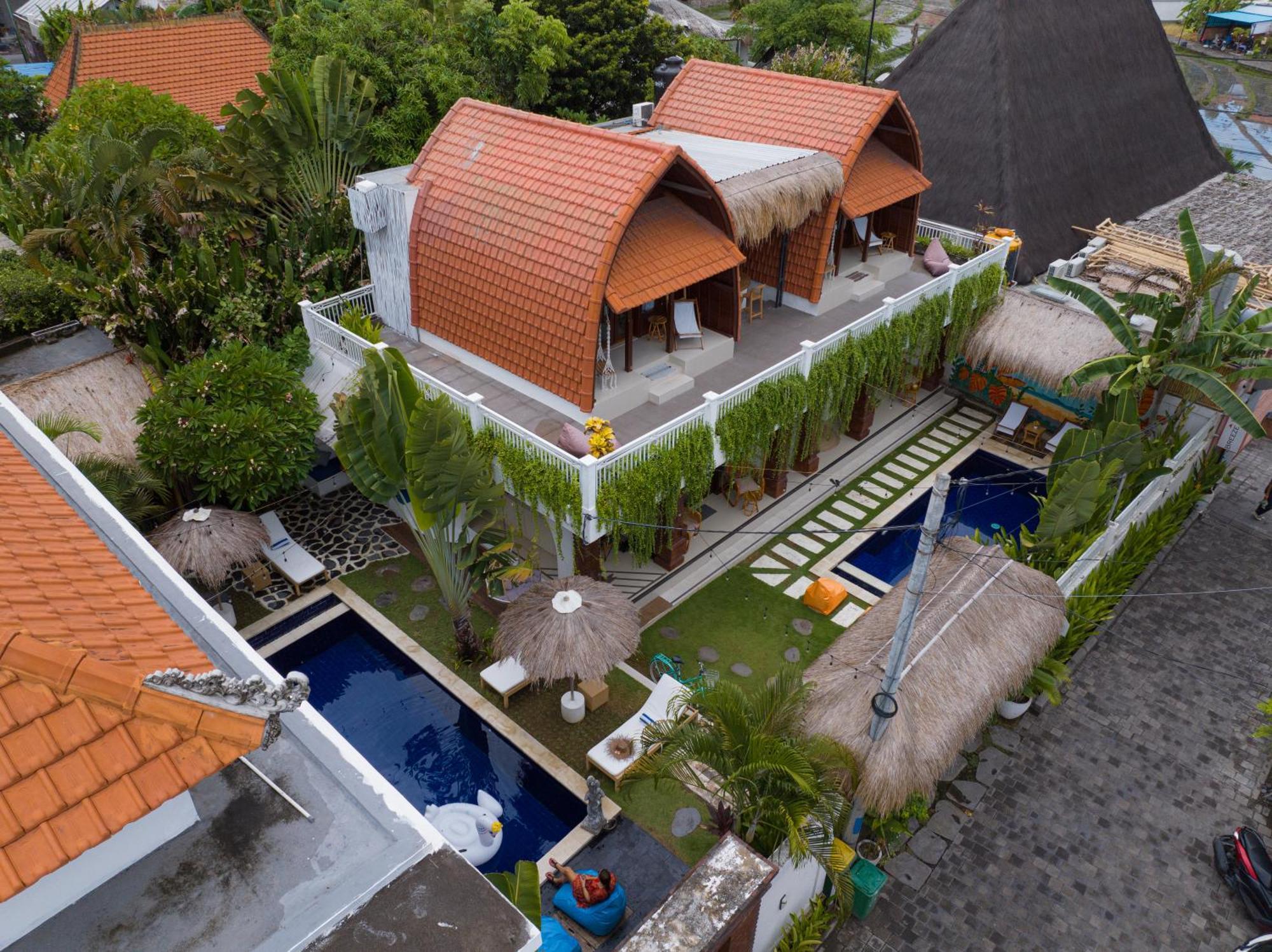 Shortcut Breeze Guest House Canggu  Exterior photo